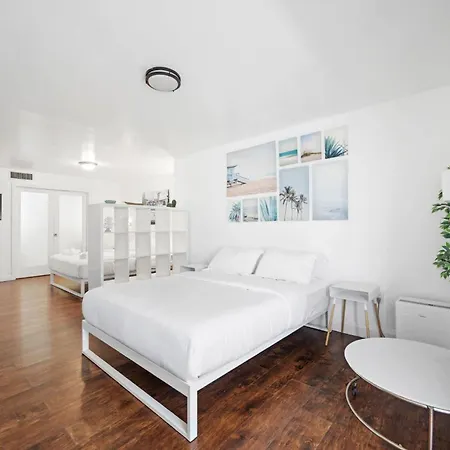Cozy Ocean Drive Studio - Roof Top Pool And Bar